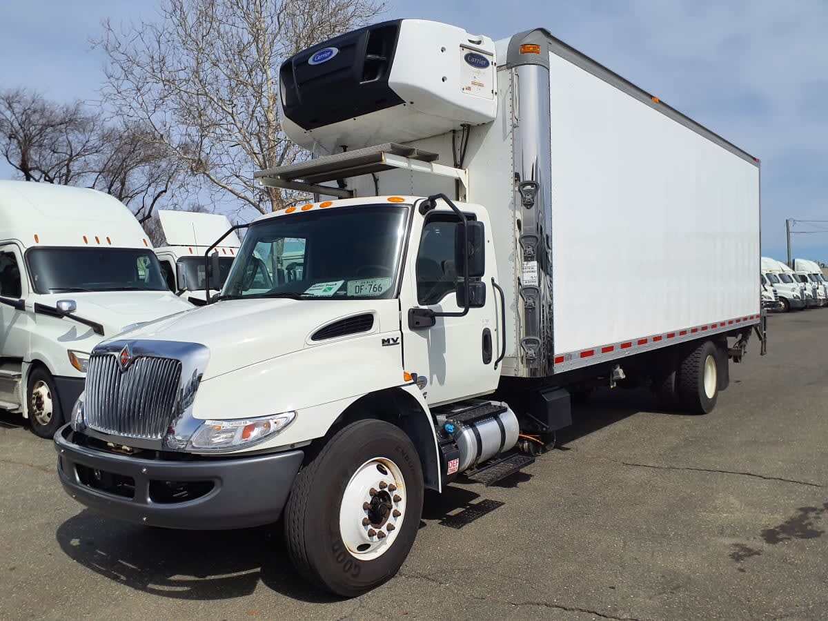2020 INTERNATIONAL MV607 (4X2) in Springfield, MA