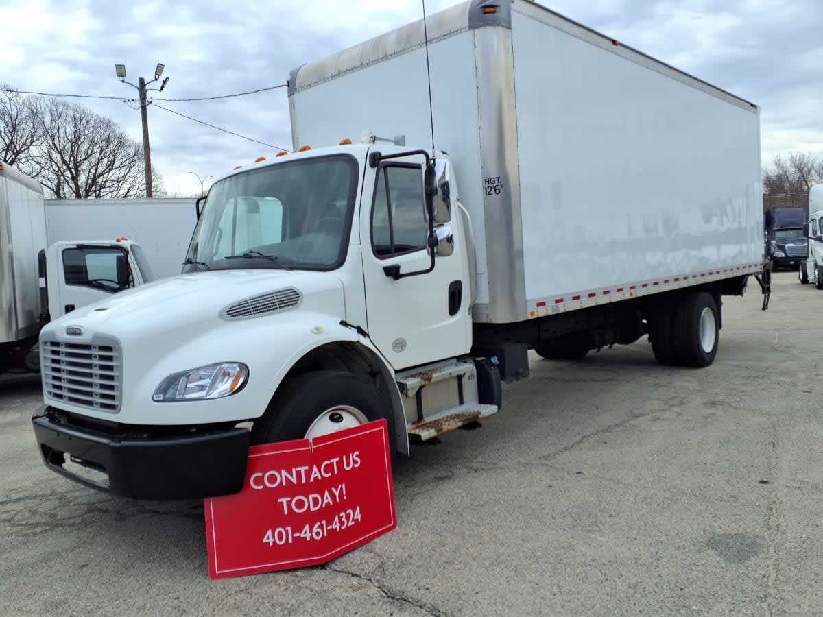 2018 FREIGHTLINER BUSINESS CLASS M2 106 in Warwick, RI