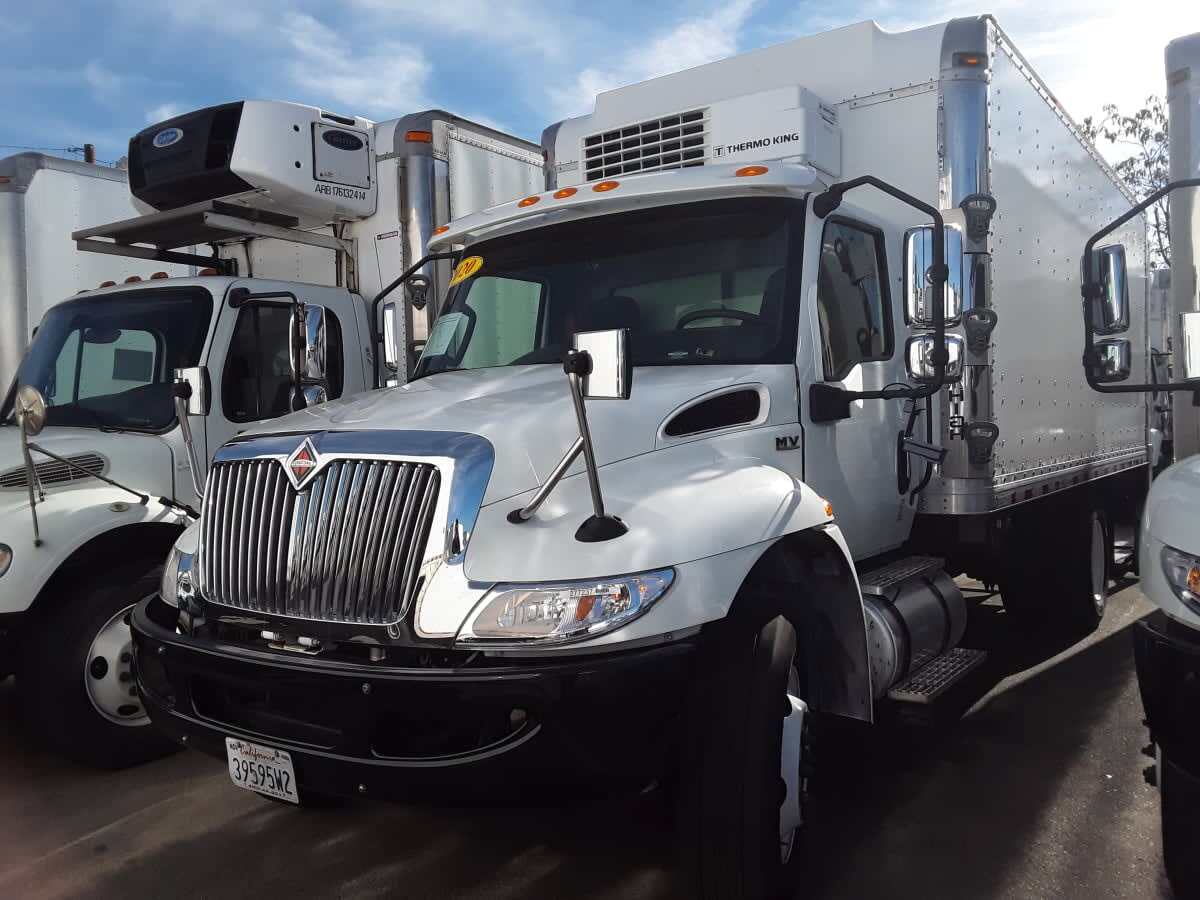 2020 INTERNATIONAL MV607 (4X2) in Fontana, CA