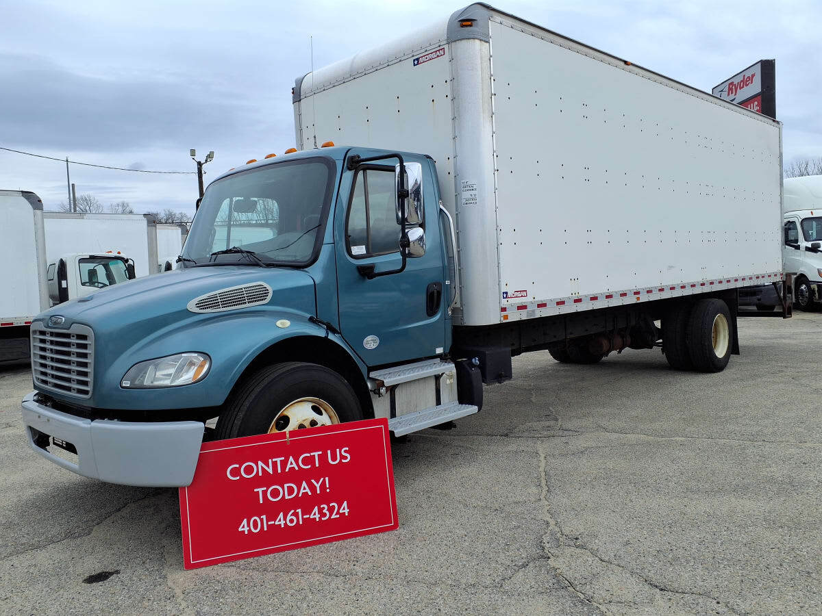 2018 FREIGHTLINER BUSINESS CLASS M2 106 in Warwick, RI