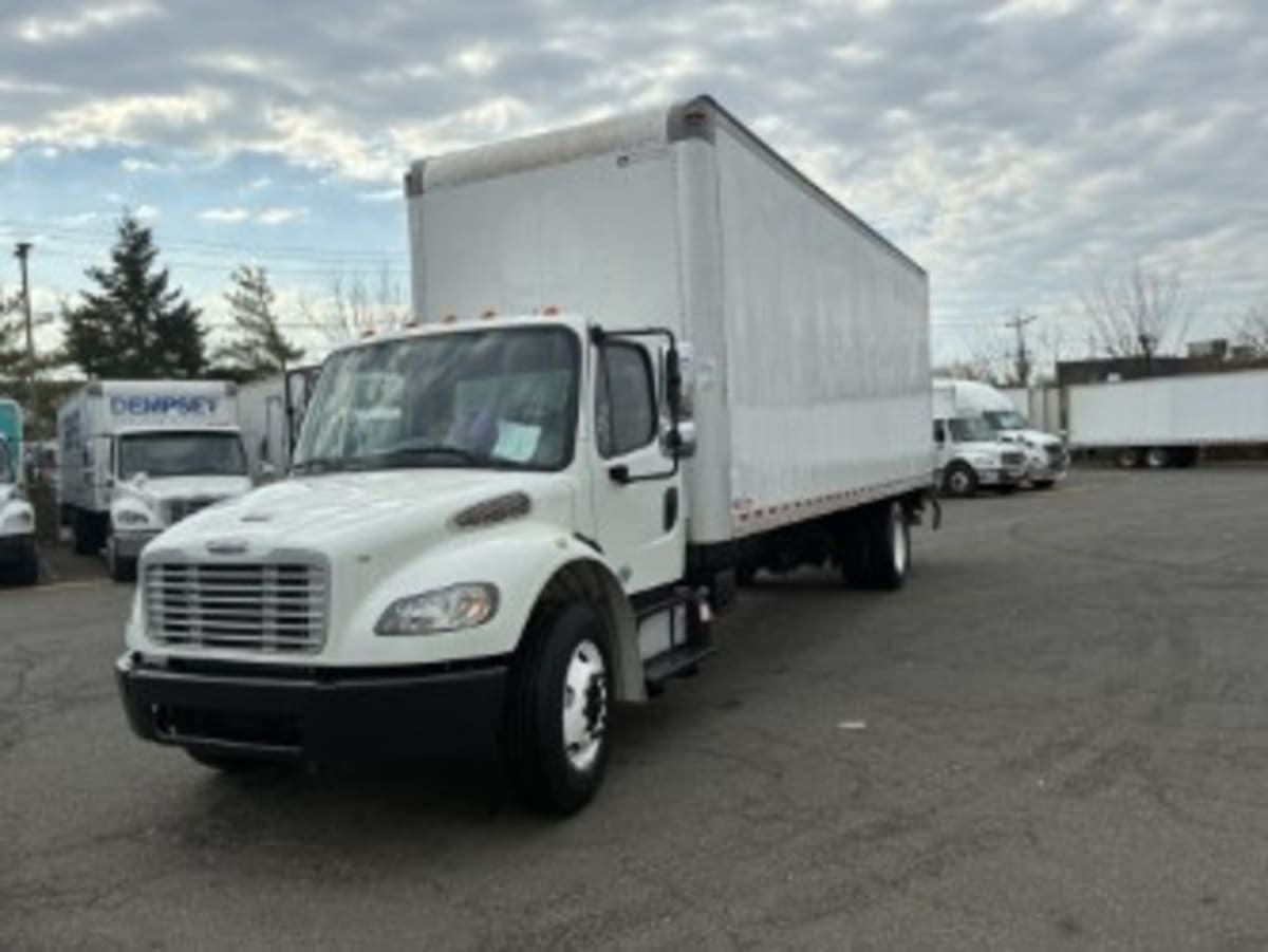 2017 FREIGHTLINER BUSINESS CLASS M2 106 in Moonachie, NJ