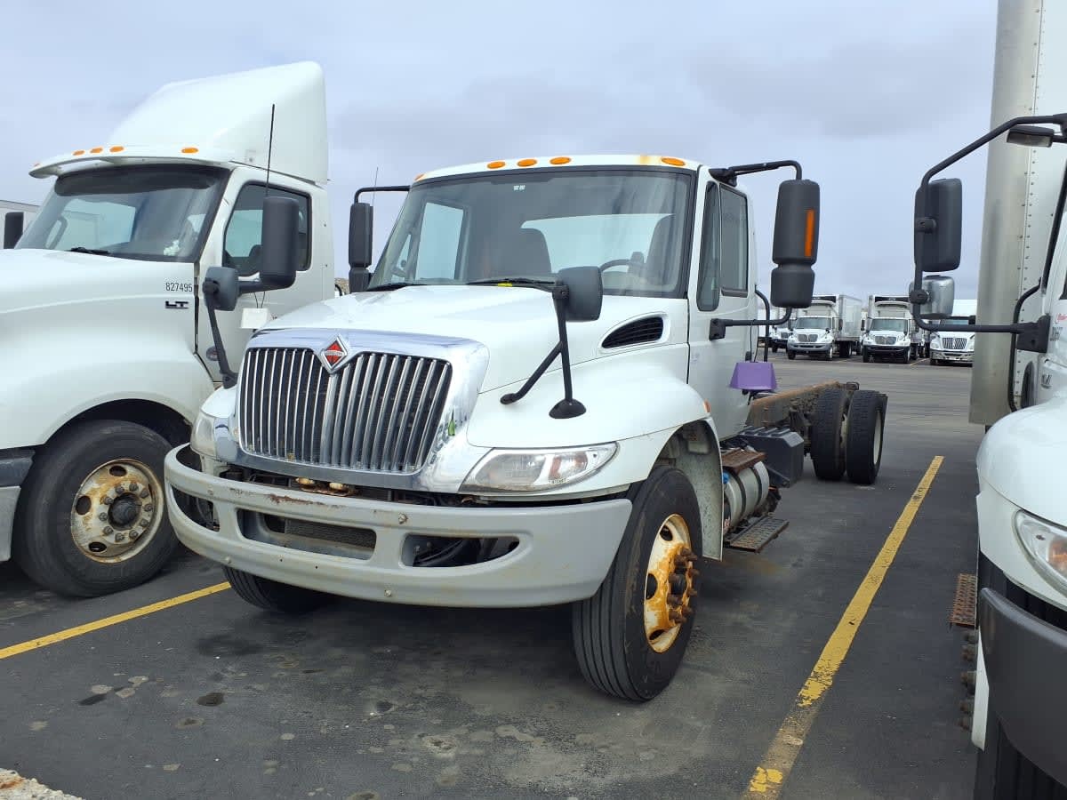 2019 INTERNATIONAL 4300 in Taylor, MI