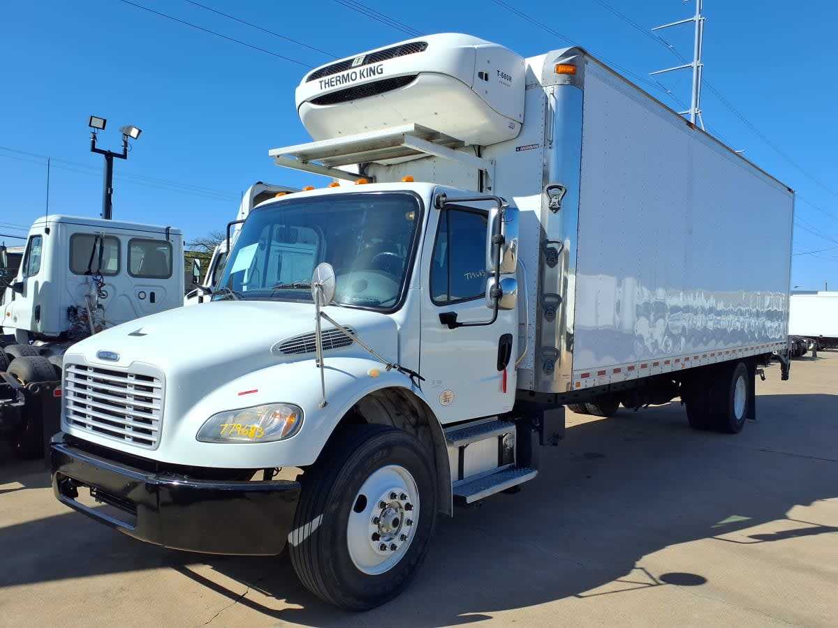 2018 FREIGHTLINER BUSINESS CLASS M2 106 in North Little Rock, AR