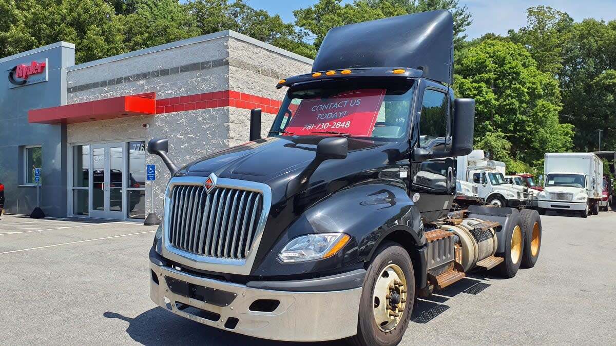 2020 INTERNATIONAL LT625 DAYCAB T/A in Norwood, MA
