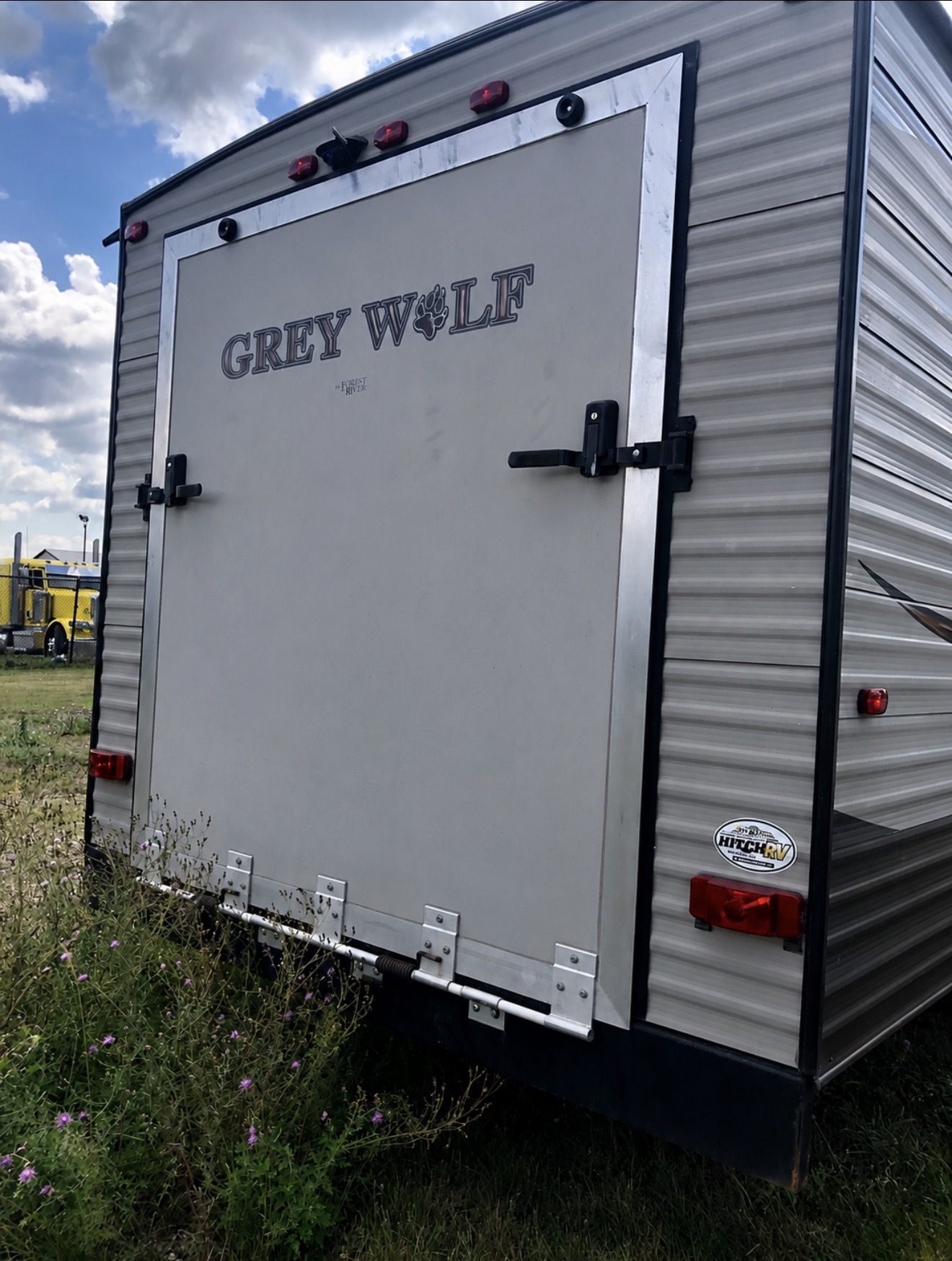 2015 Forest River GREY WOLF 27RR in grandville MI