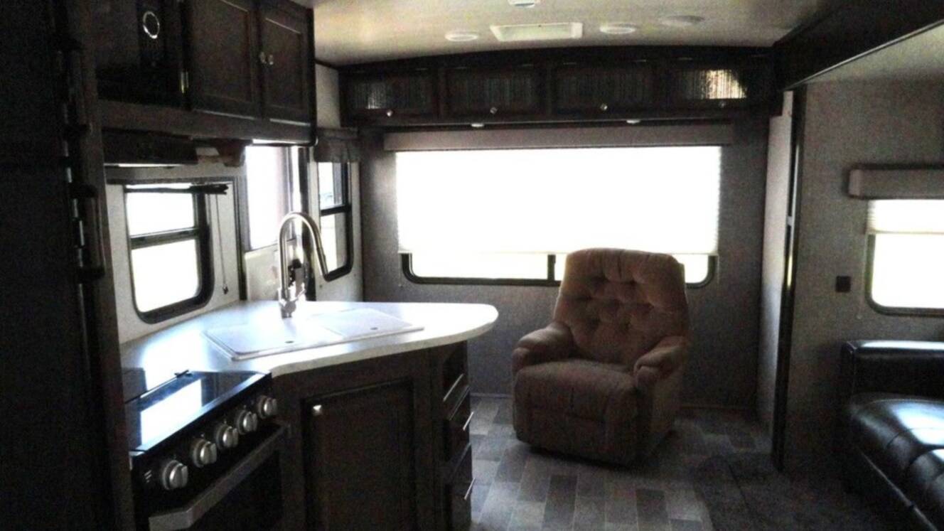 A photo of this 2019 Heartland Mallard M27