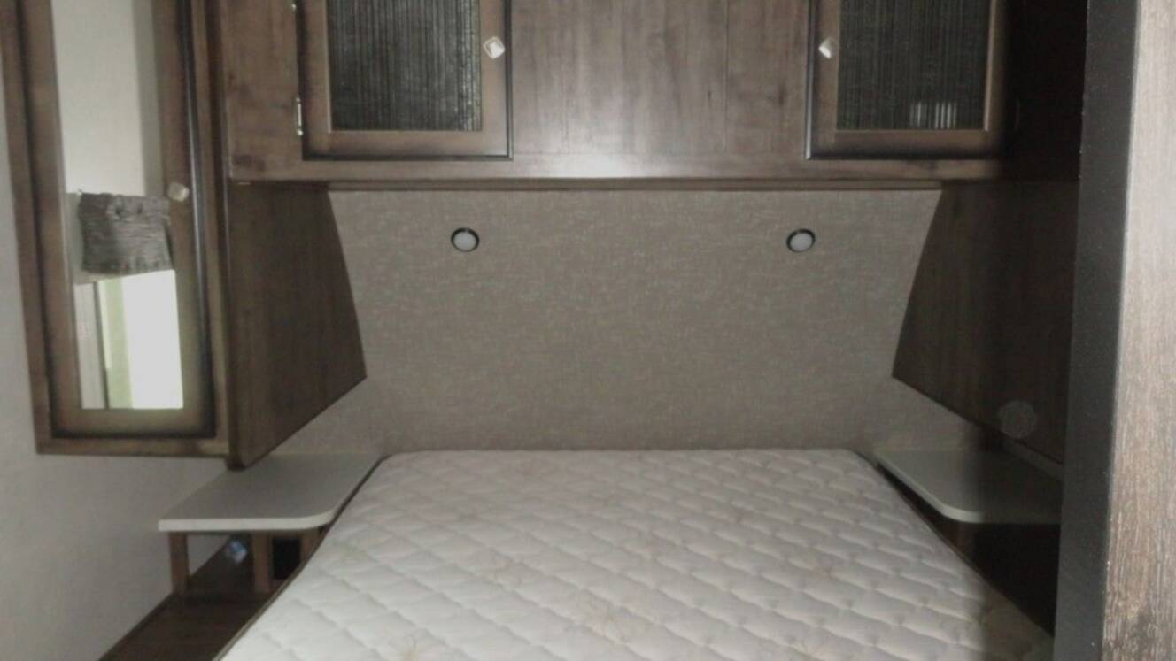 A photo of this 2019 Heartland Mallard M27