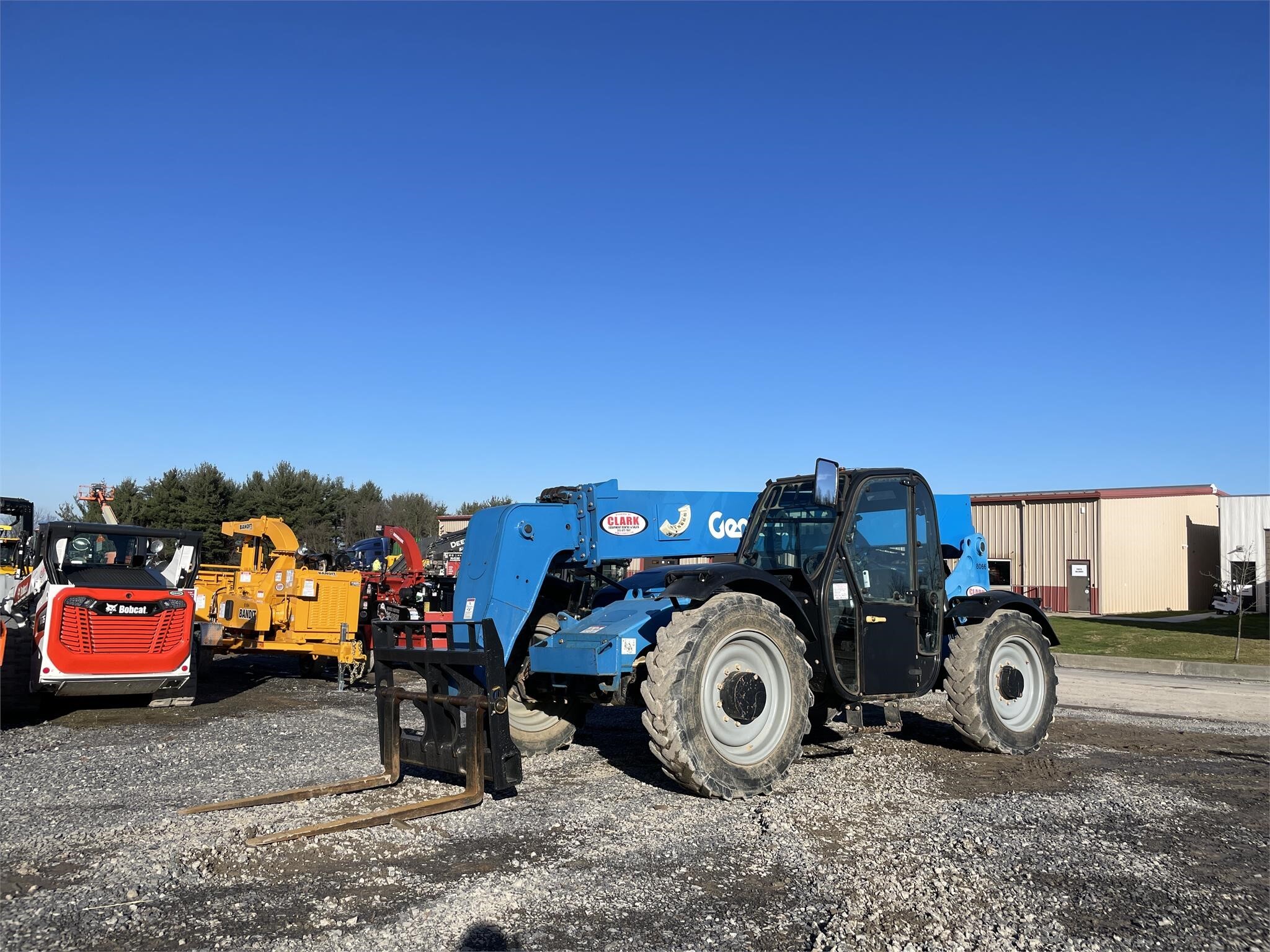 2015 GENIE GTH844 in Canastota, NY