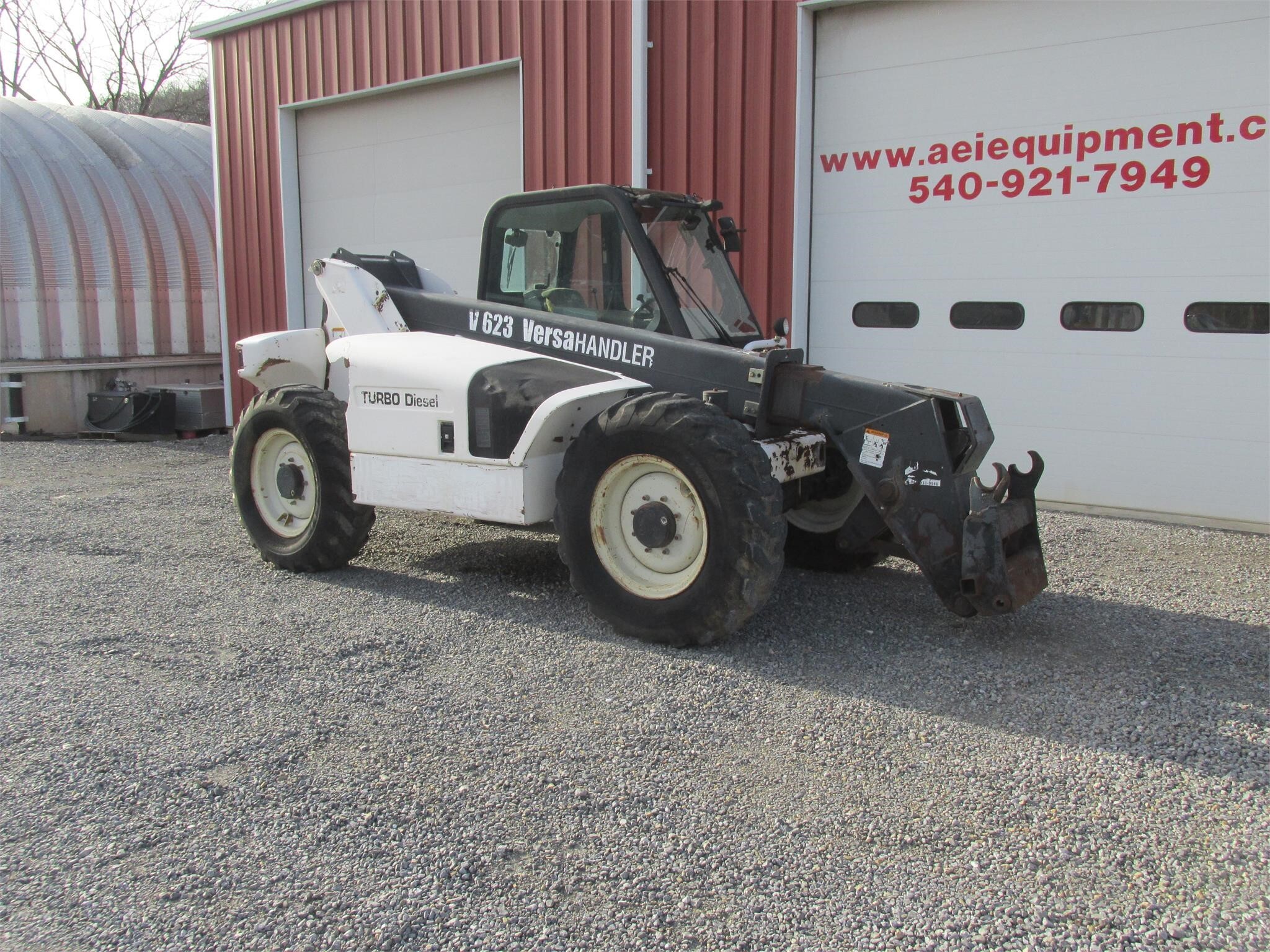 2002 BOBCAT V623 in Rich Creek, VA