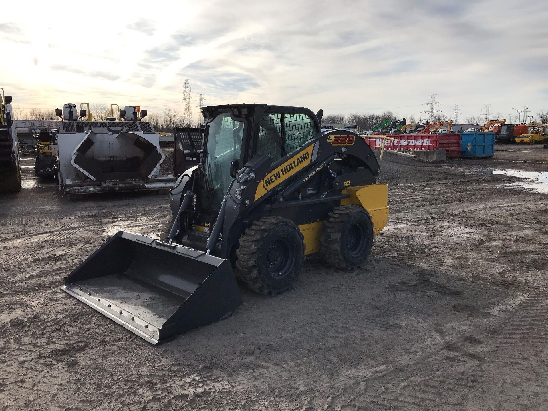 2022 NEW HOLLAND L328 in East Syracuse, NY