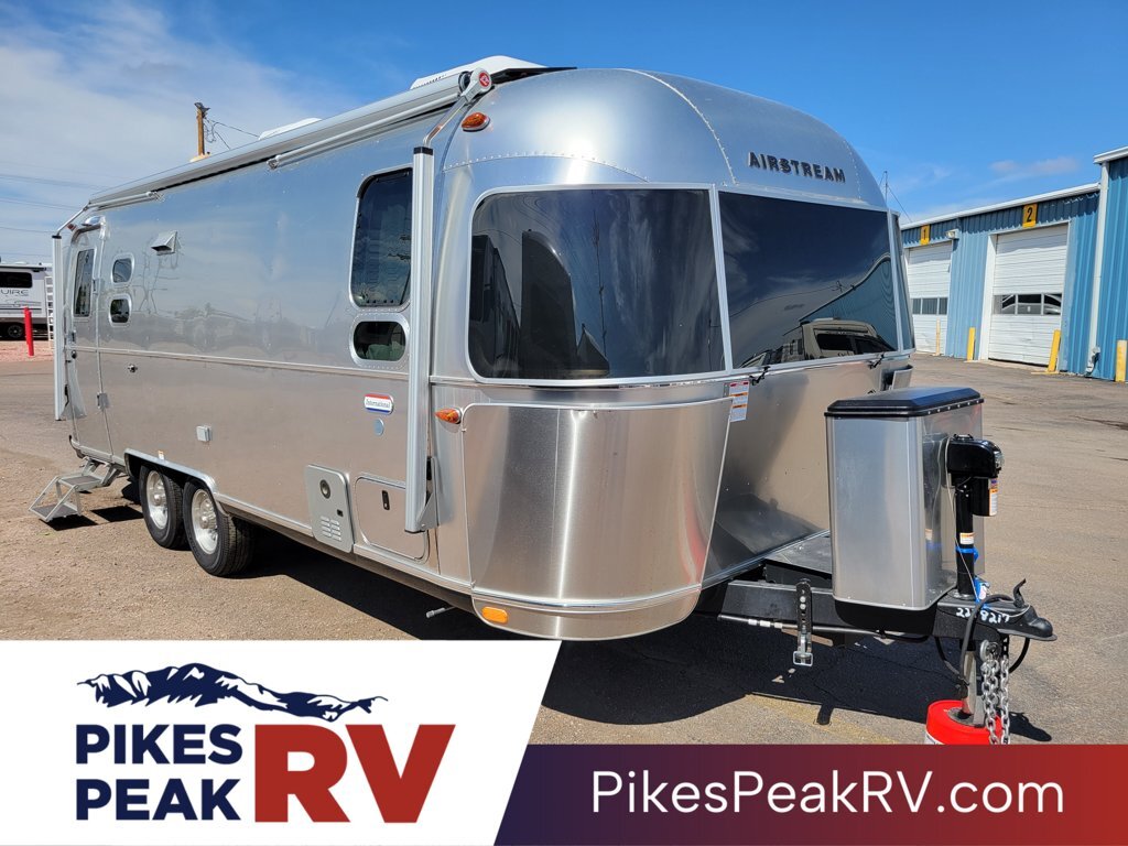 2023 Airstream FLYING CLOUD 25FB QUEEN in colorado springs CO