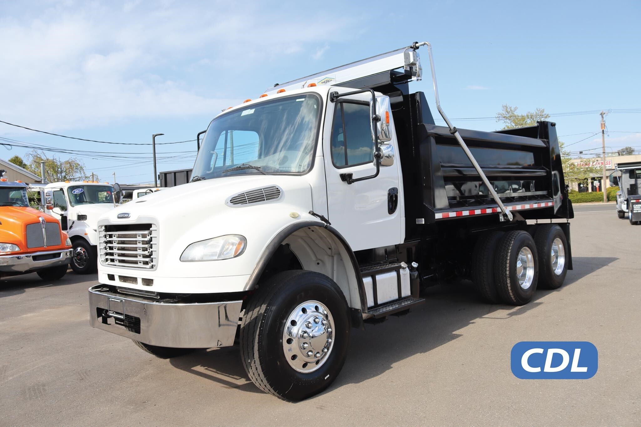 2016 FREIGHTLINER BUSINESS CLASS M2 106 in Ronkonkoma, NY
