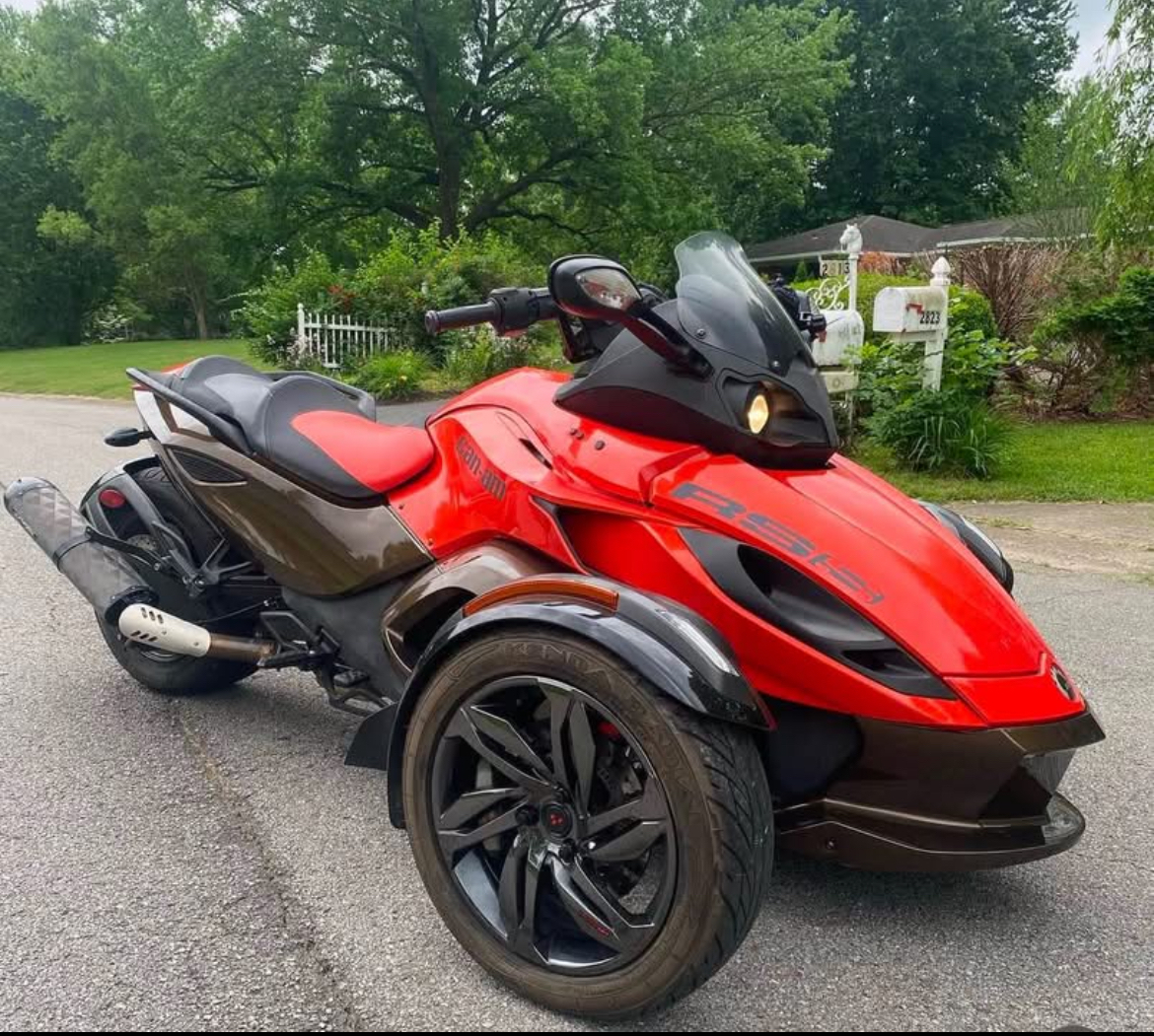 2016 Can-Am SPYDER F3 F3 in Griffith, IN
