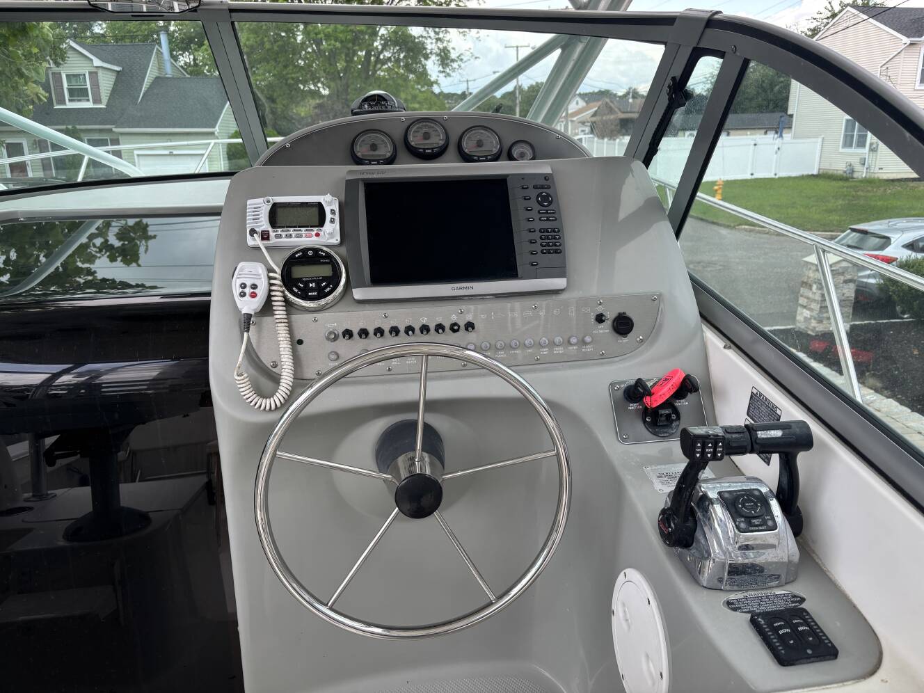 A photo of this 2007 Trophy 2902 WALKAROUND