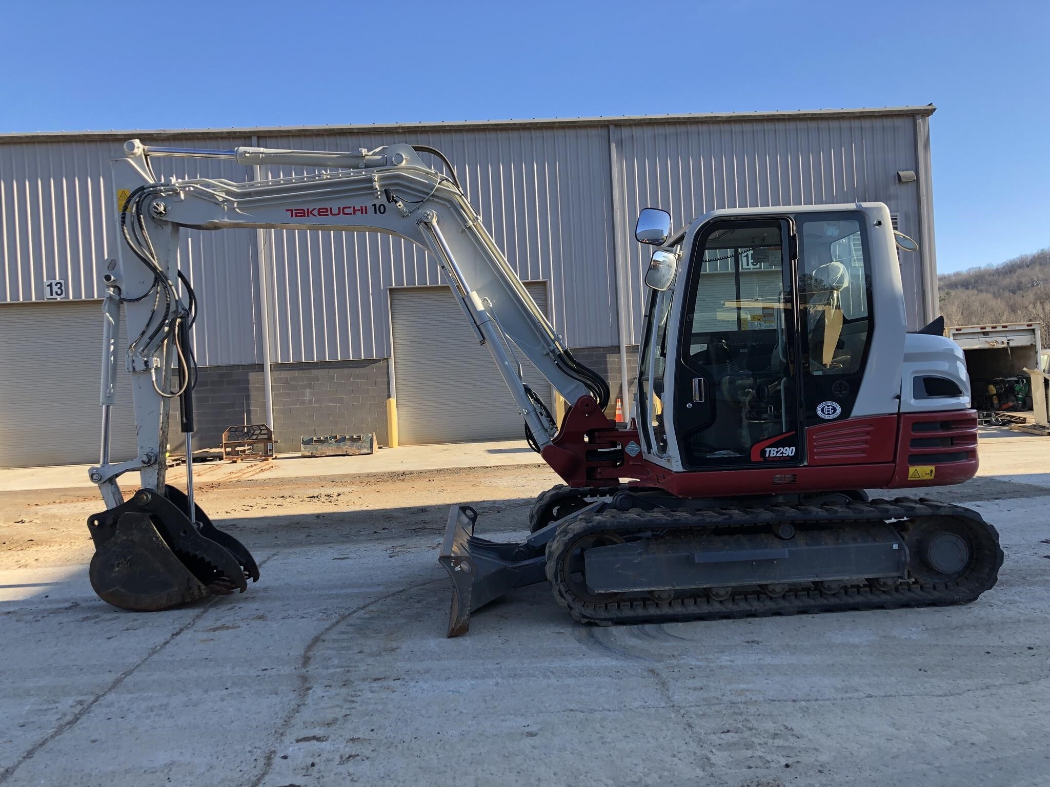 2022 TAKEUCHI TB290 in Lynchburg, VA