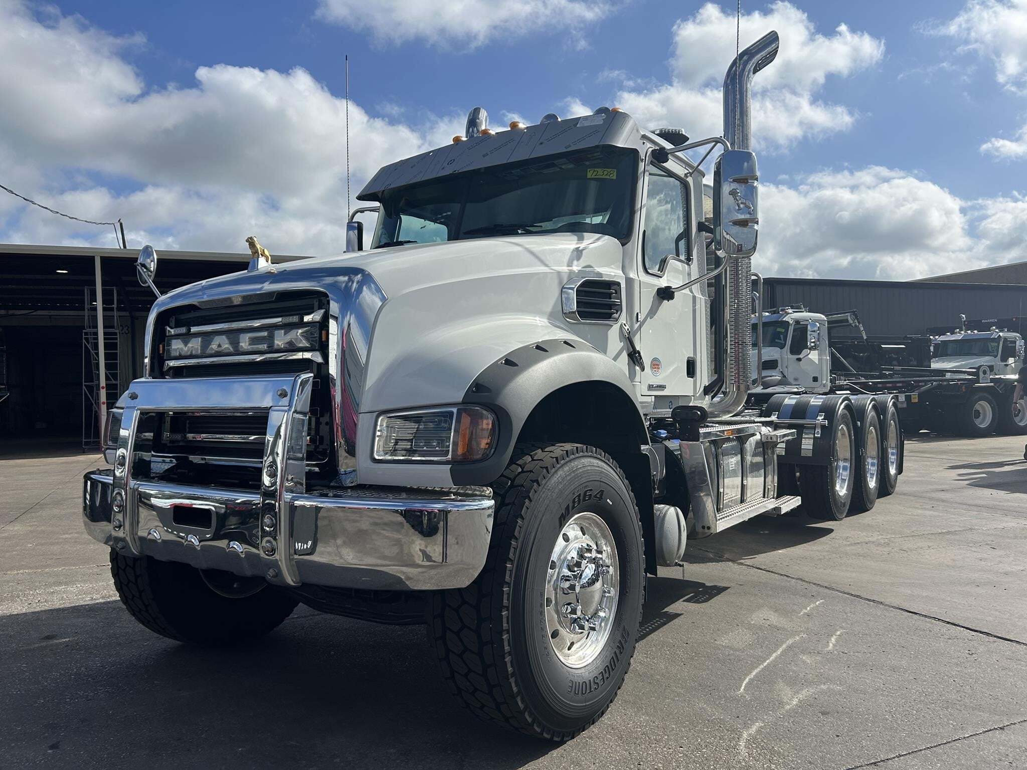 2027 MACK GRANITE 84FT in Dallas, TX