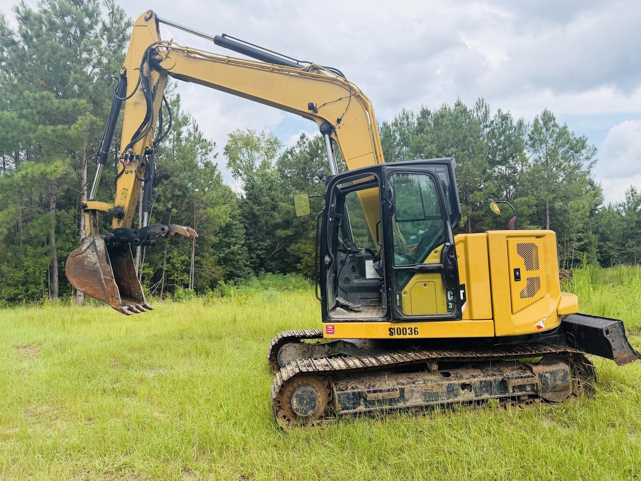 2019 CATERPILLAR 310 in Rockwell, NC