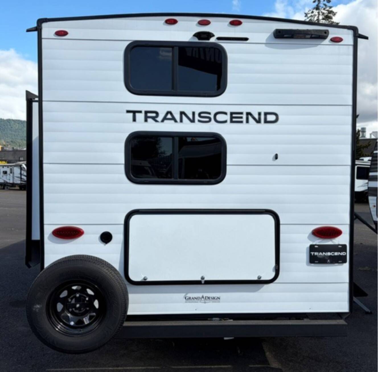 A photo of this 2027 Grand Design Transcend 265BHT