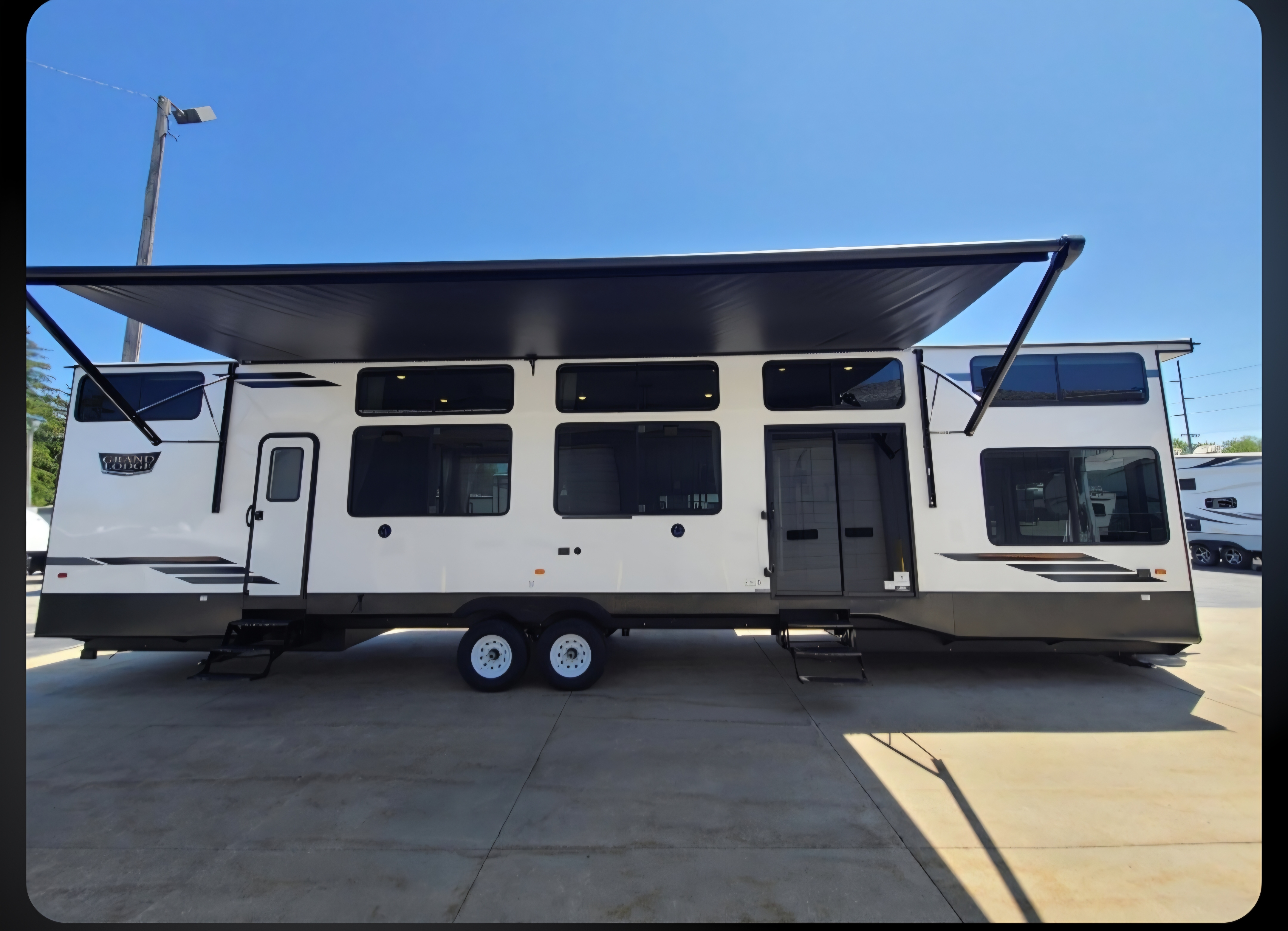 2023 Forest River WILDWOOD LODGE 42DL RV