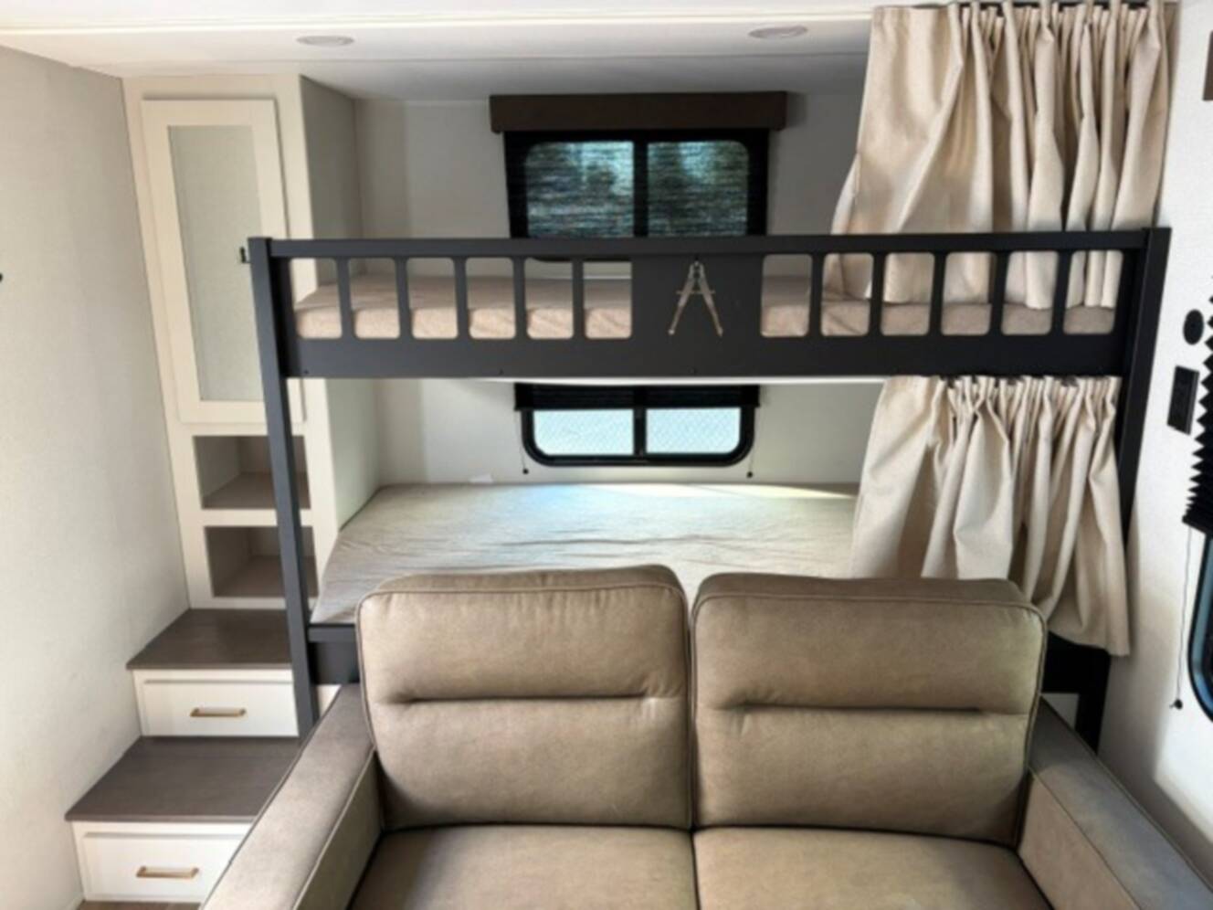 A photo of this 2027 Grand Design Transcend 265BHT