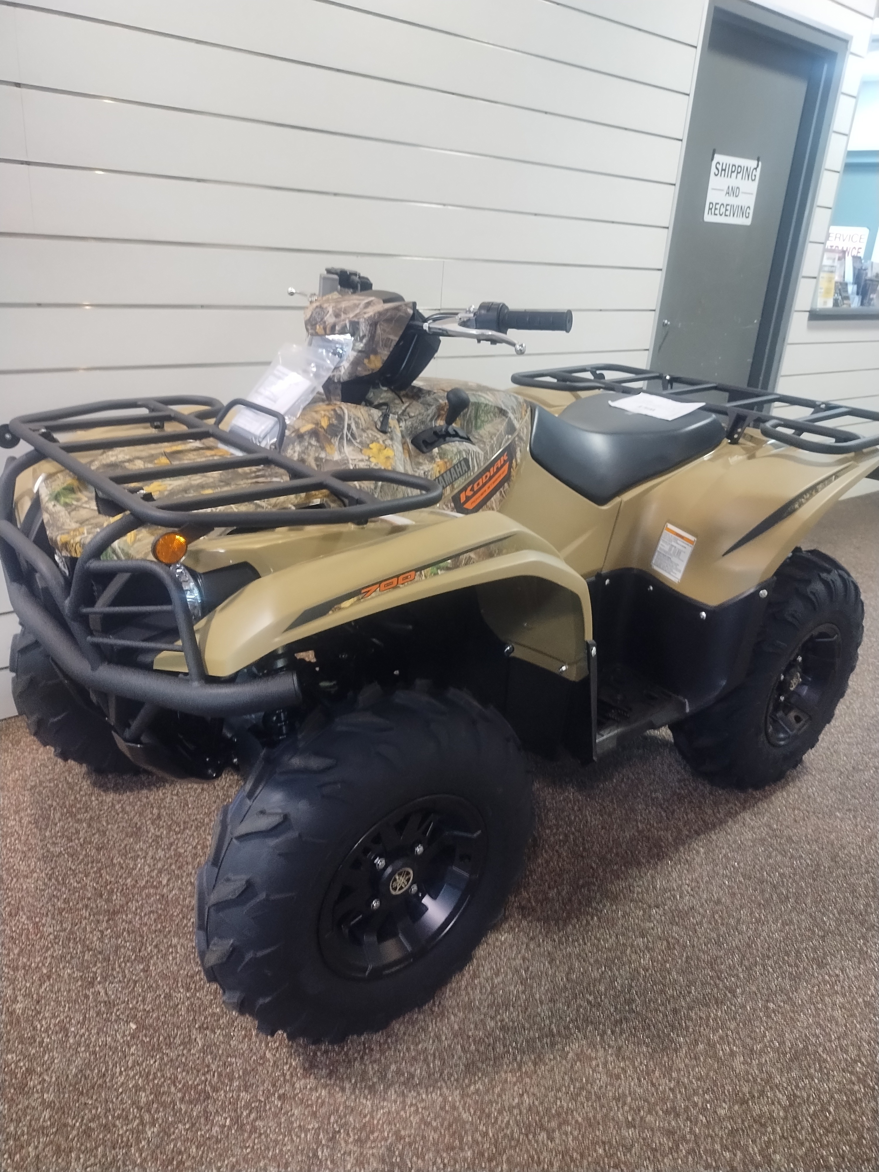 2027 Yamaha Kodiak 700 EPS in bear DE