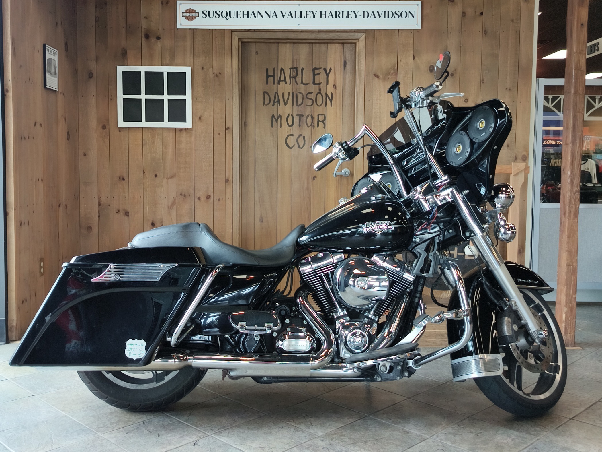 2011 Harley-Davidson Road King Classic in harrisburg PA