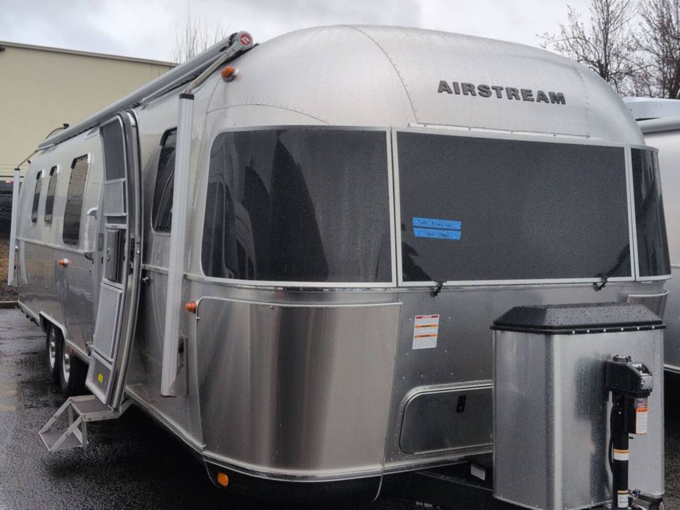 A photo of this 2026 Airstream Classic 33FB