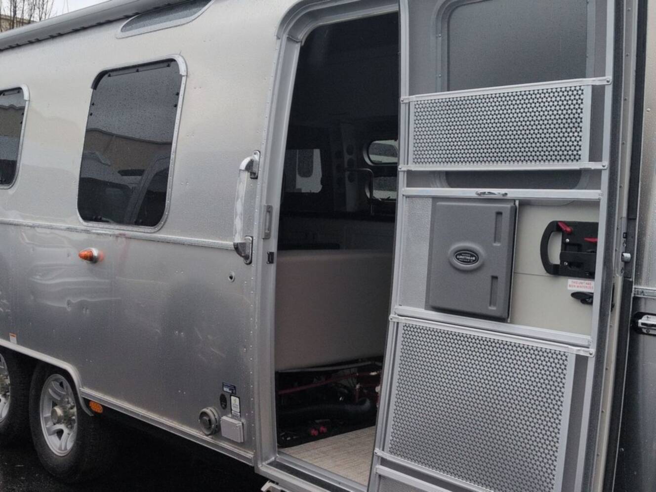 A photo of this 2026 Airstream Classic 33FB