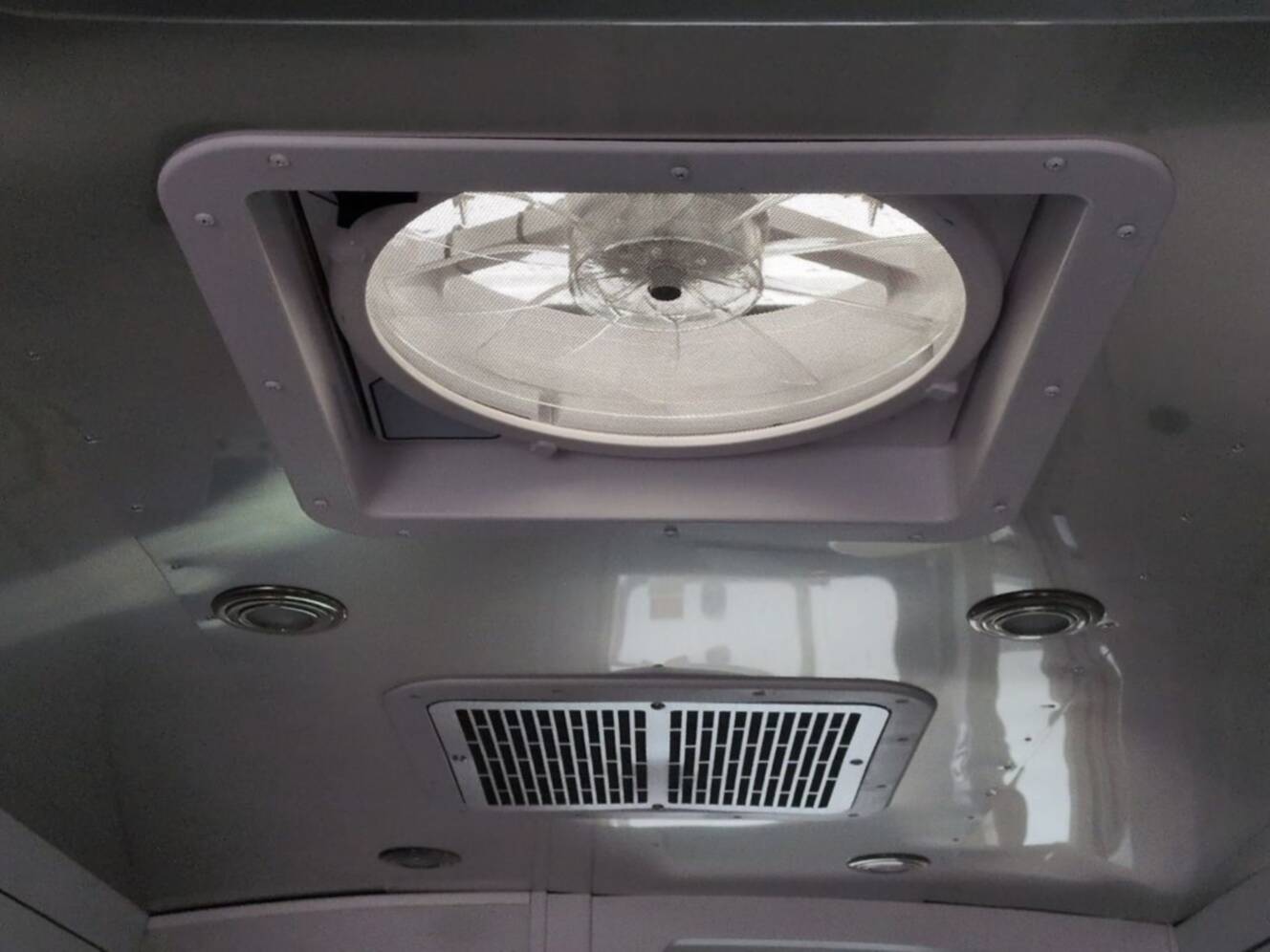 A photo of this 2026 Airstream Classic 33FB
