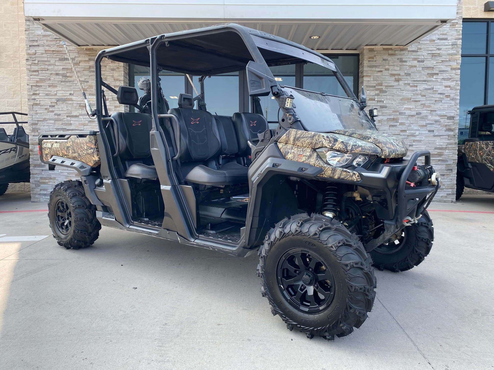 2021 Can-Am Defender MAX X mr HD10 Mossy Oak Break-Up Country Camo in burleson TX