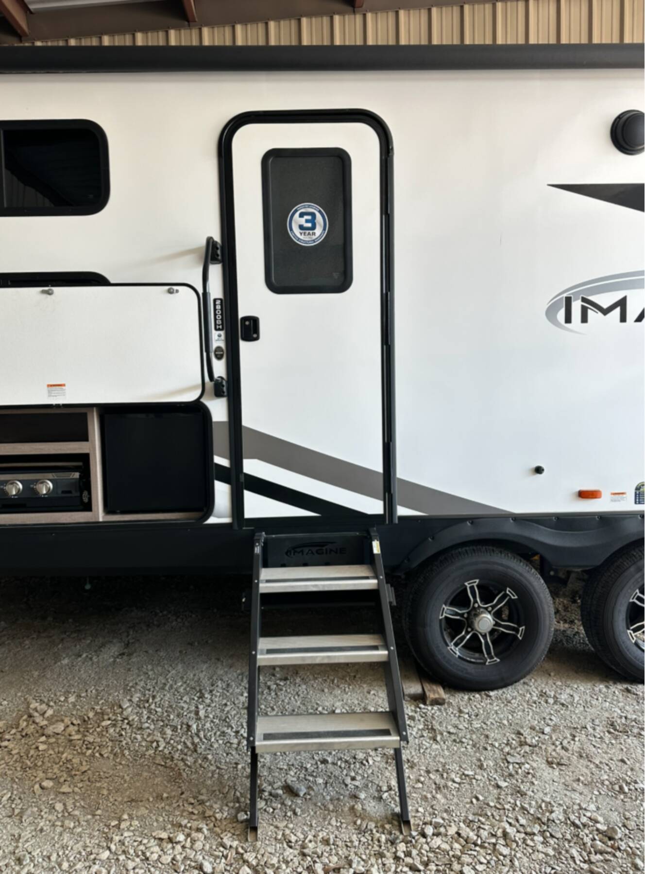 A photo of this 2022 Grand Design IMAGINE 2800BH