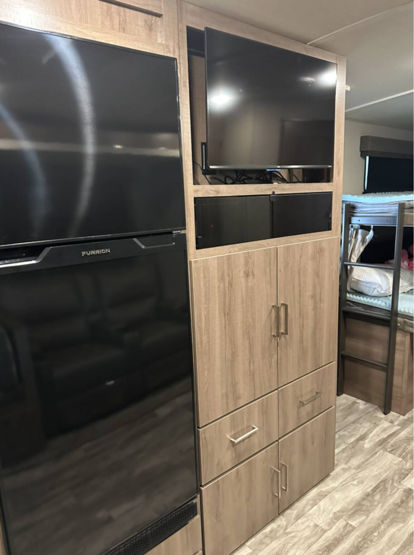 A photo of this 2022 Grand Design IMAGINE 2800BH