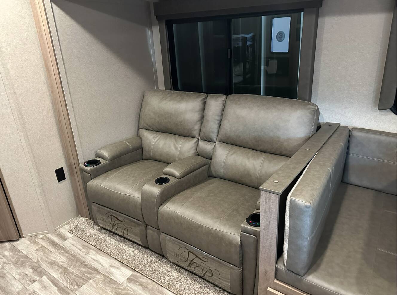 A photo of this 2022 Grand Design IMAGINE 2800BH