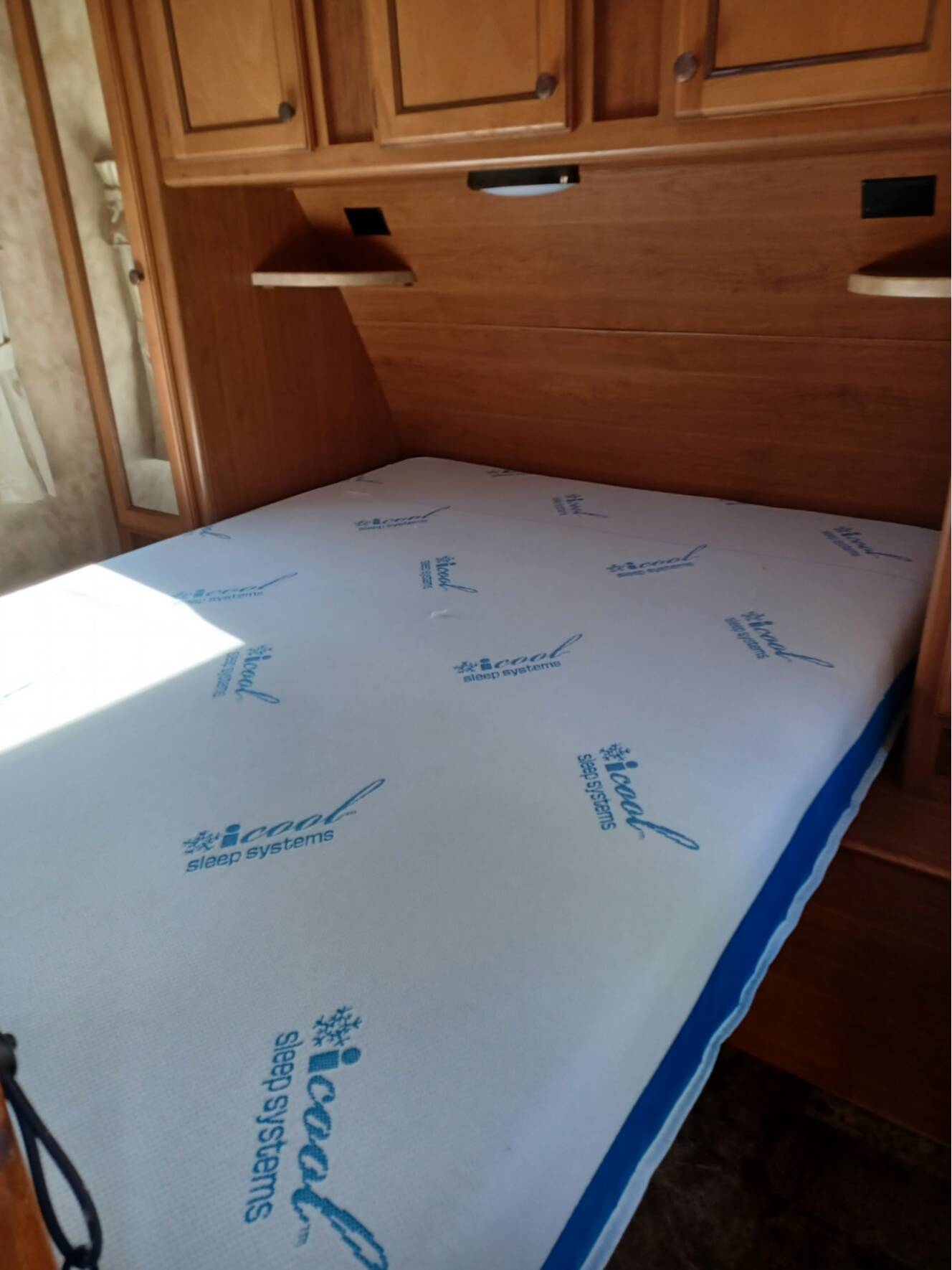 A photo of this 2015 Crossroads SUNSET TRAIL 320BH