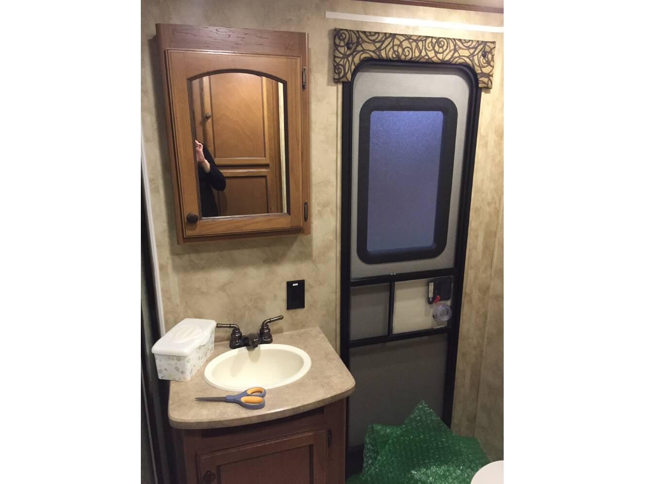 A photo of this 2015 Crossroads SUNSET TRAIL 320BH