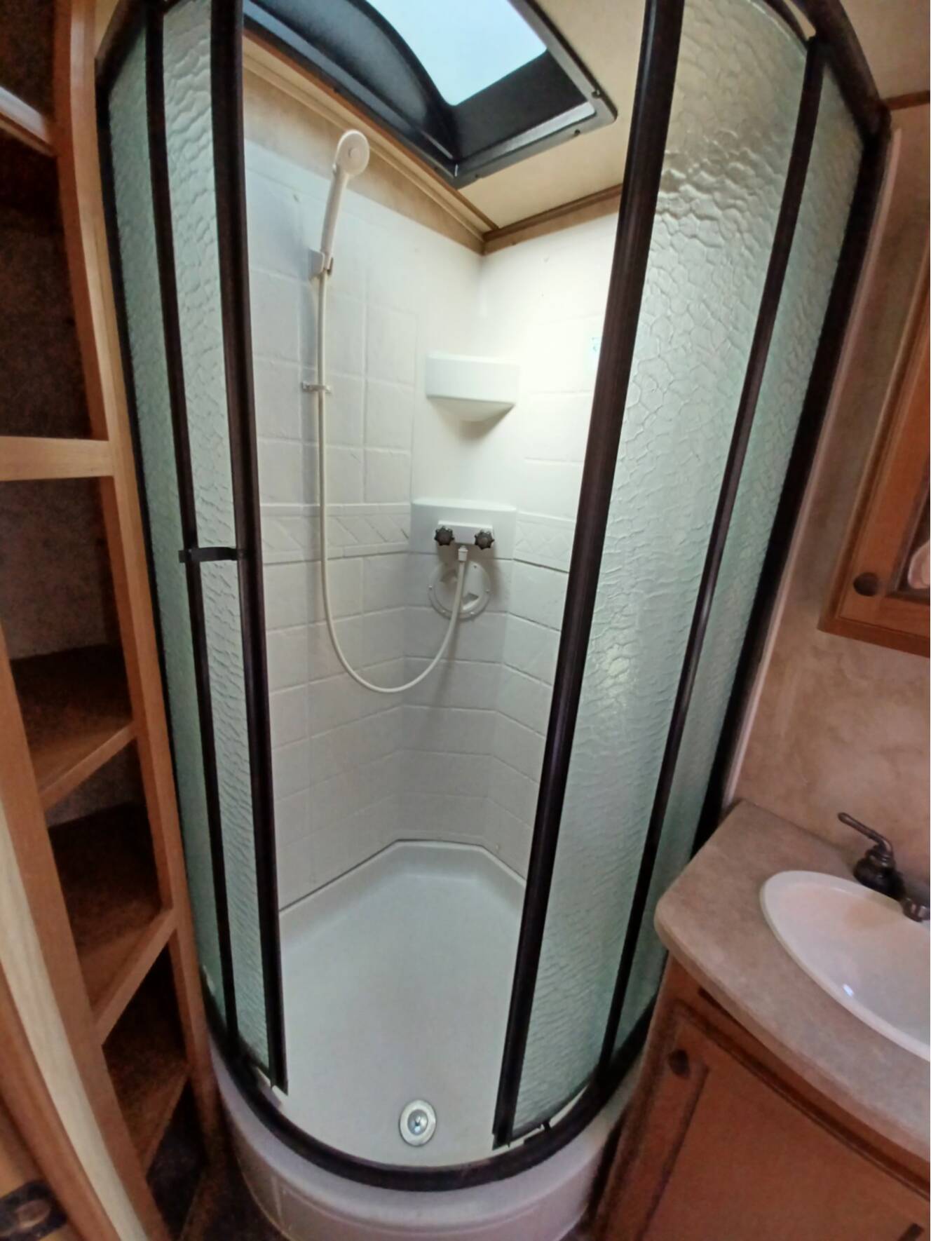 A photo of this 2015 Crossroads SUNSET TRAIL 320BH