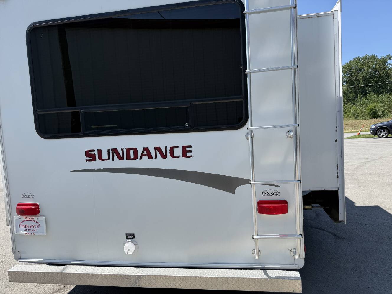A photo of this 2008 Heartland SUNDANCE 2900MK