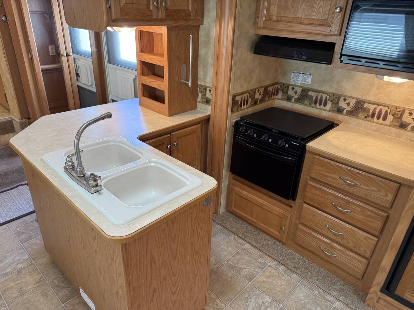 A photo of this 2008 Heartland SUNDANCE 2900MK