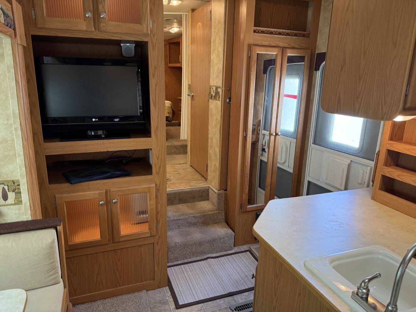 A photo of this 2008 Heartland SUNDANCE 2900MK