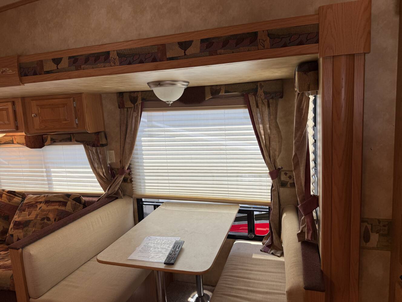 A photo of this 2008 Heartland SUNDANCE 2900MK
