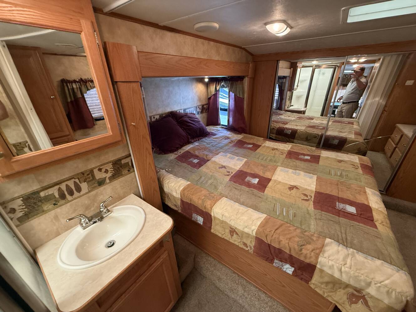 A photo of this 2008 Heartland SUNDANCE 2900MK