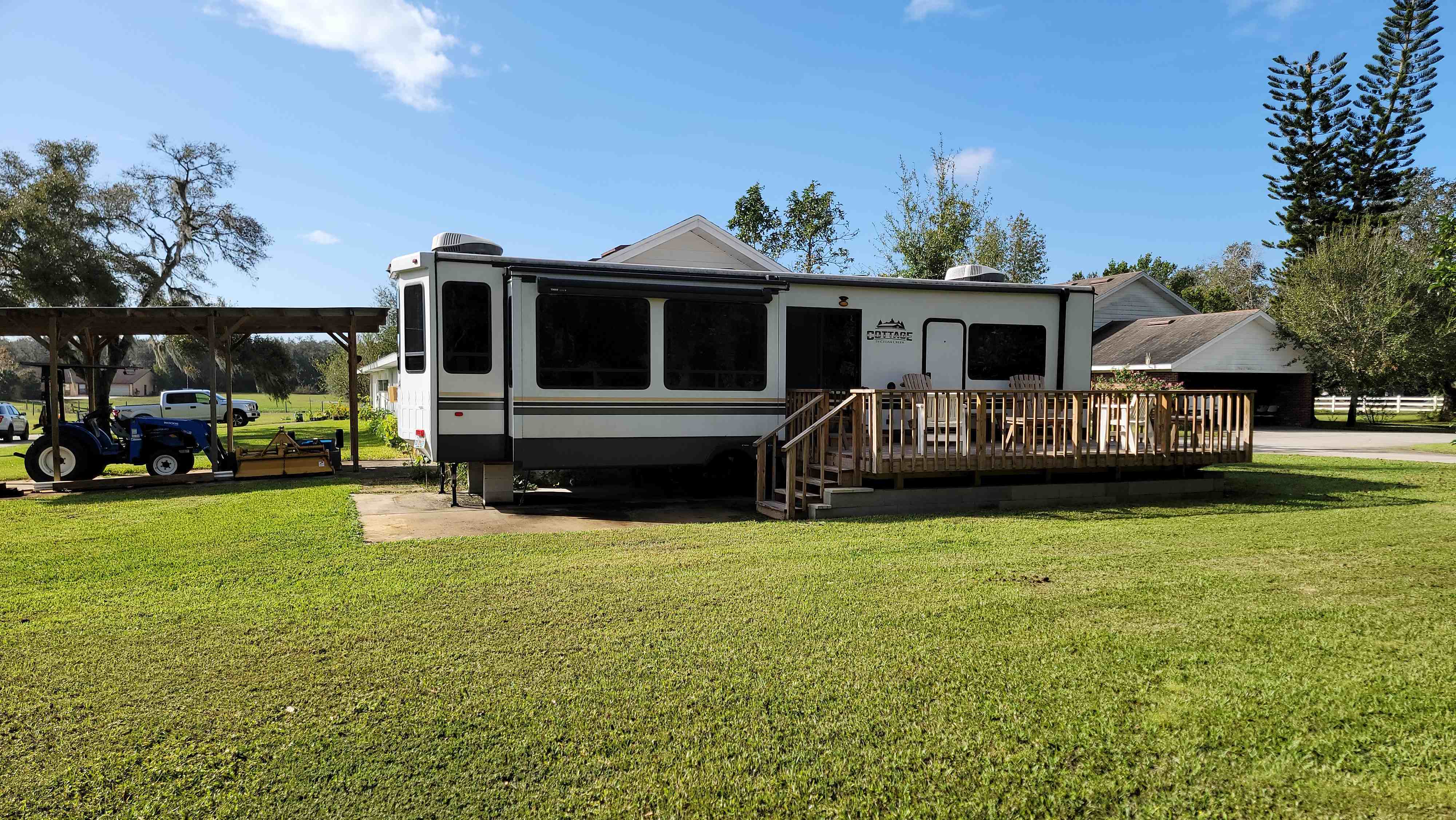 2021 Forest River CEDAR CREEK COTTAGE 40CRS in lake wales FL