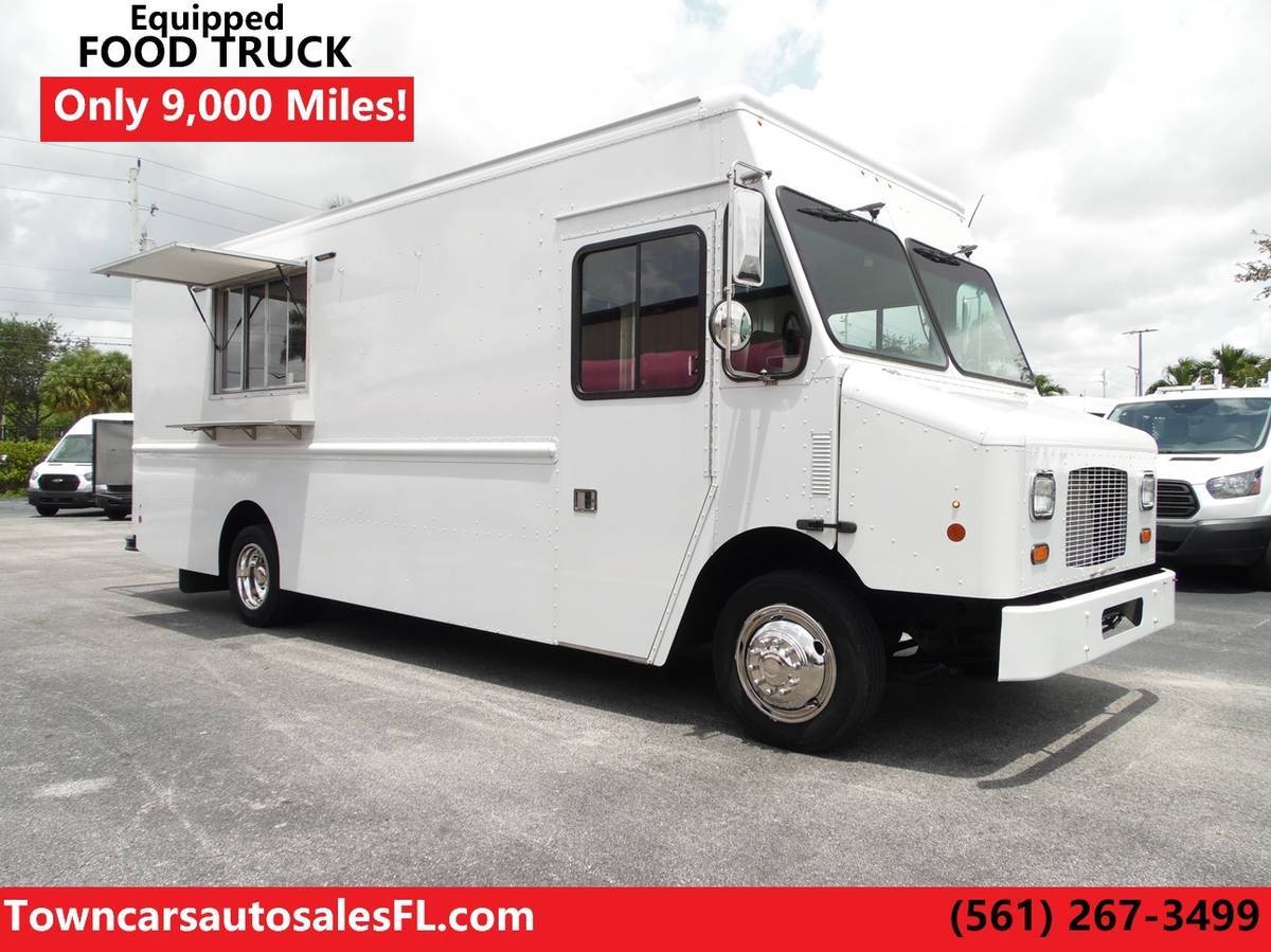 2022 FORD F59 in West Palm Beach, FL