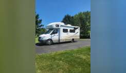 2012 Winnebago VIEW 24M RV