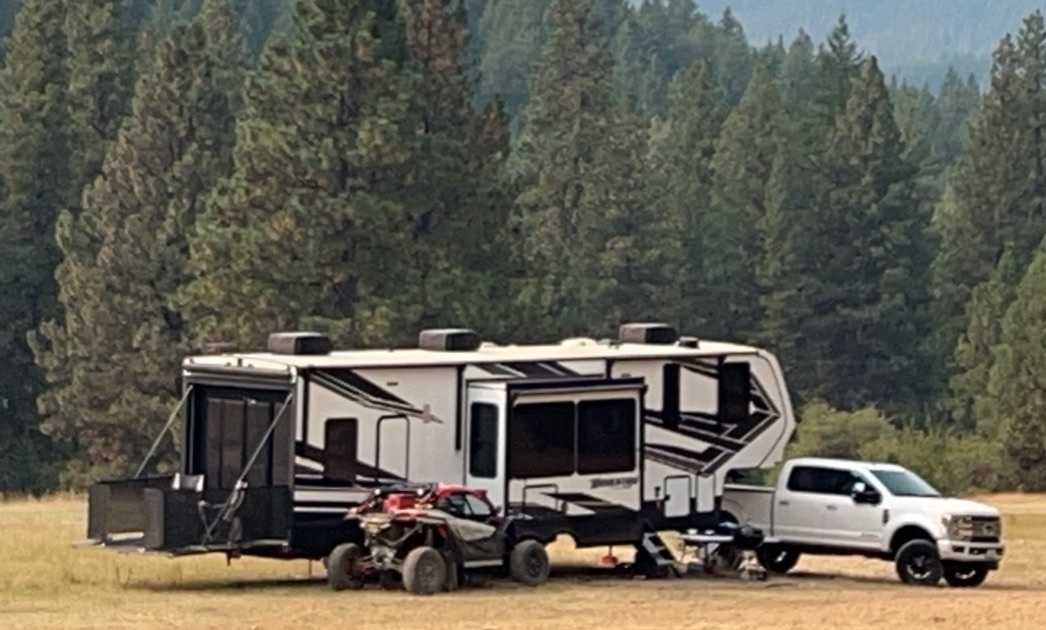 2021 Grand Design MOMENTUM M-CLASS 395M RV