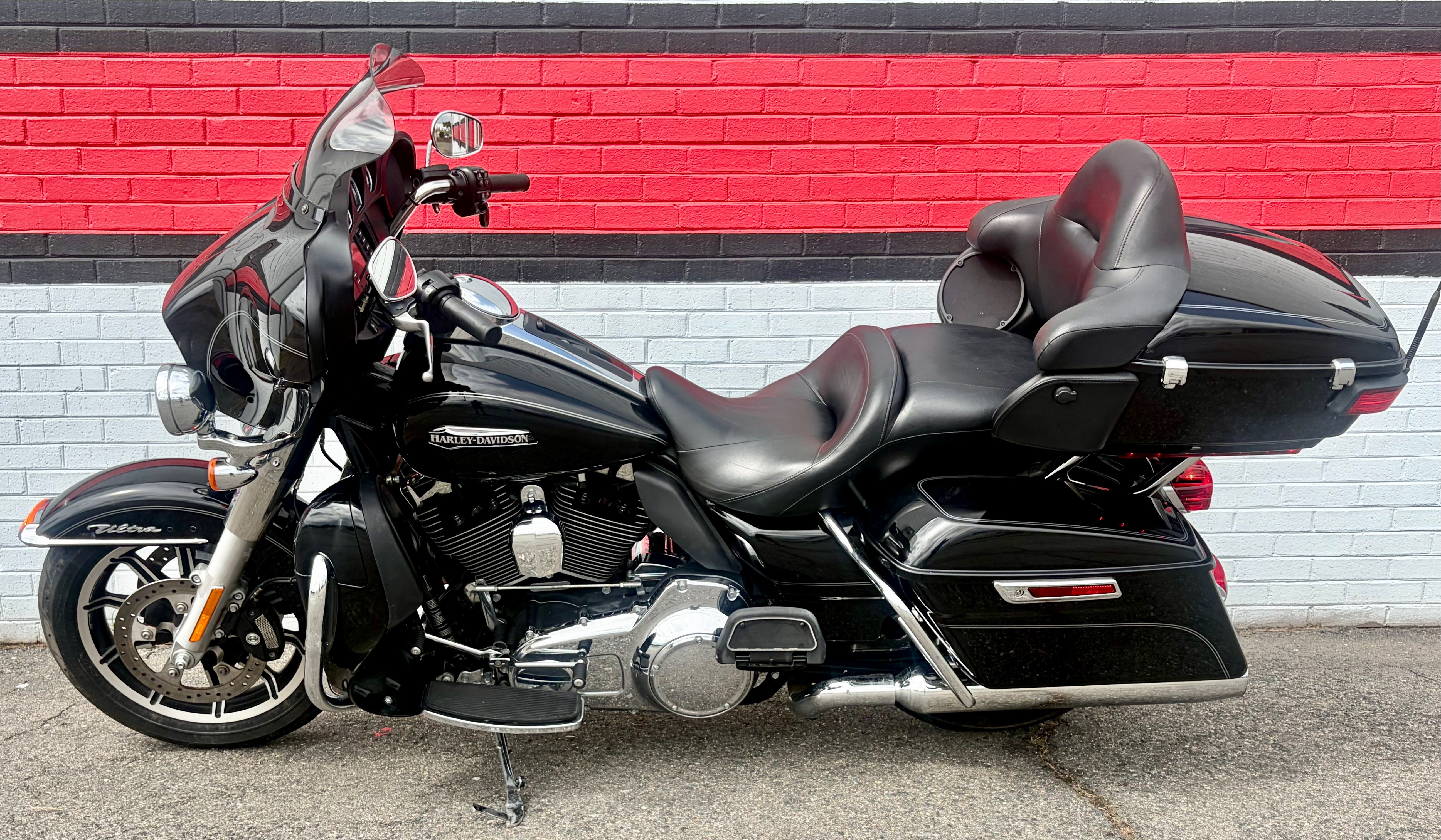 2016 Harley-Davidson Electra Glide® Ultra Classic® ULTRA CLASSIC FLHTCU in Fredericksburg, VA