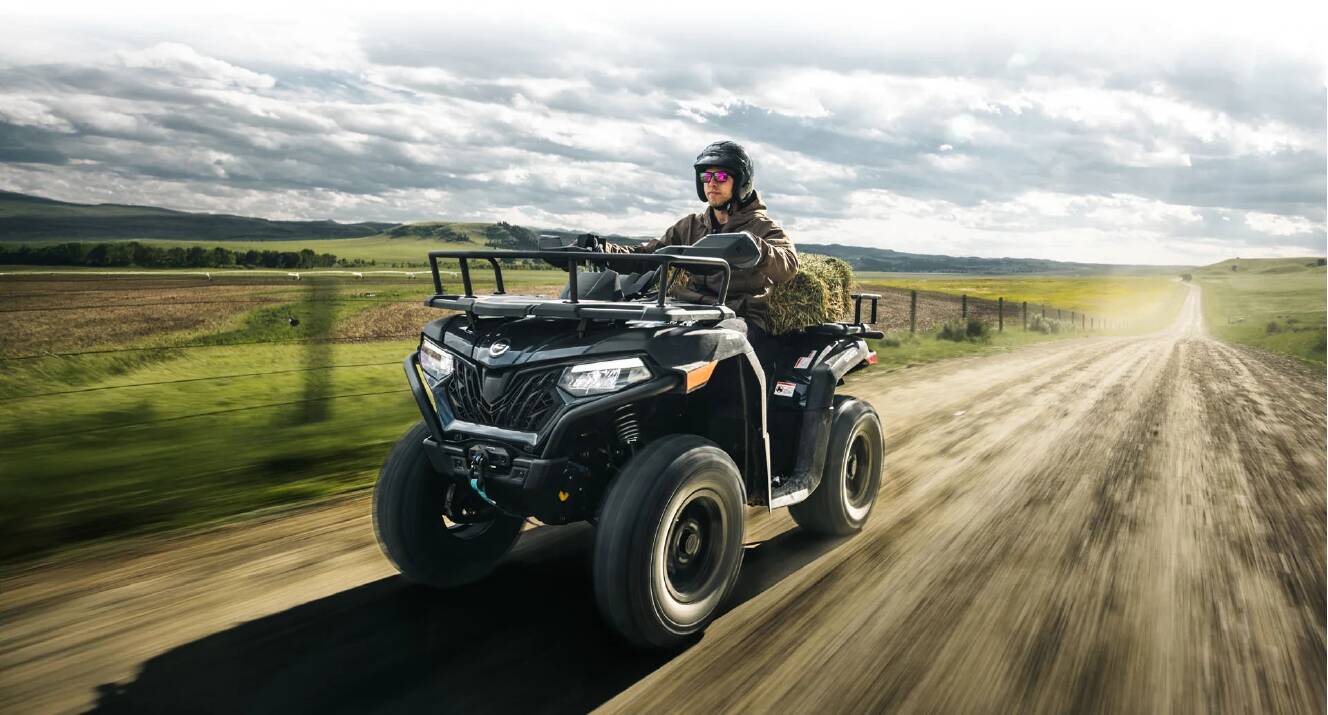 A photo of this 2026 CFMOTO CForce 600