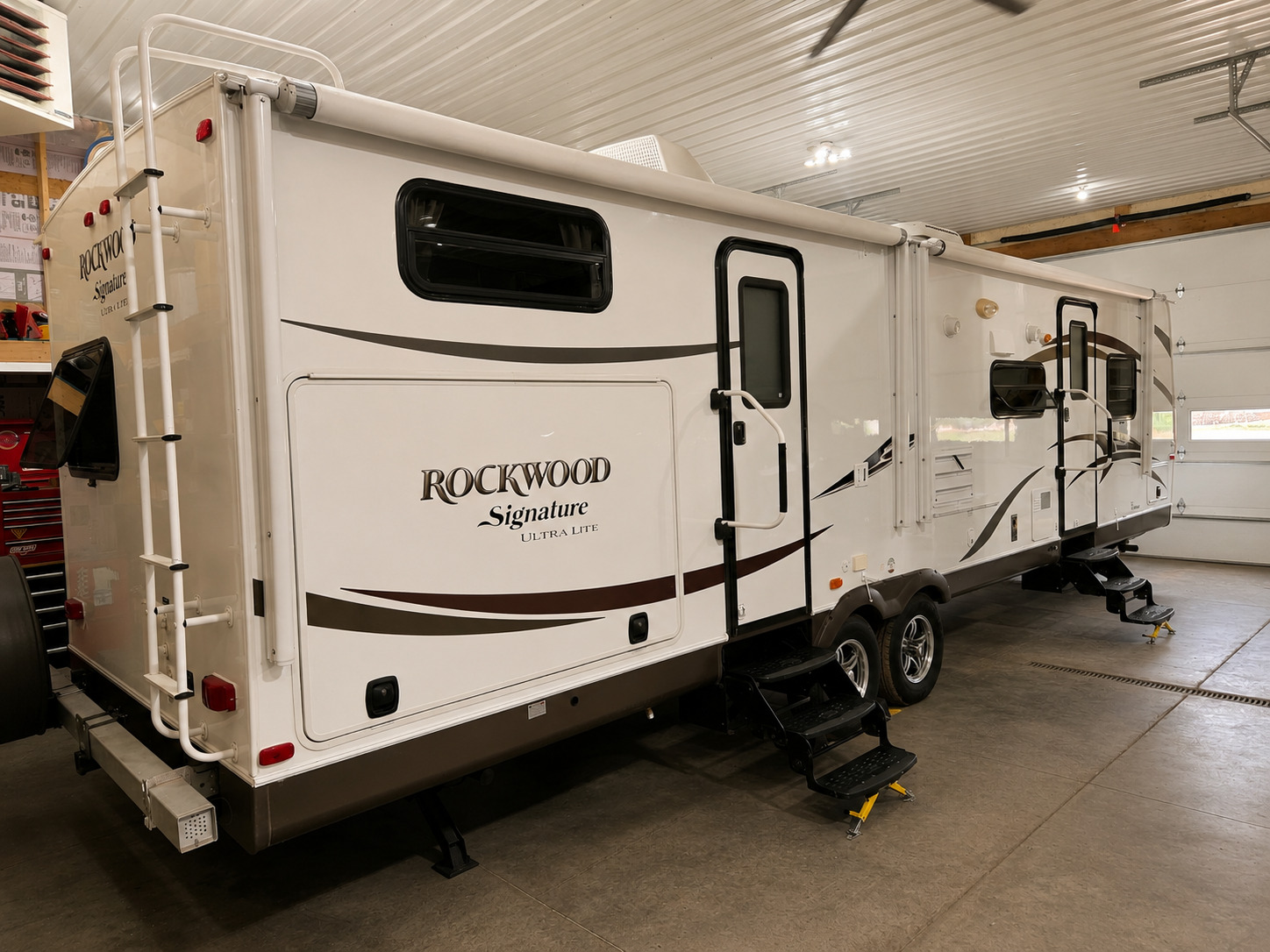 2014 Forest River ROCKWOOD SIGNATURE ULTRA LITE 8312SS RV