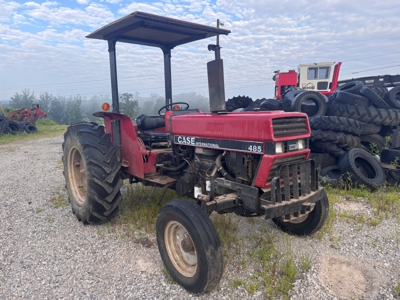 1987 CASE IH 485 in Lewisville, OH