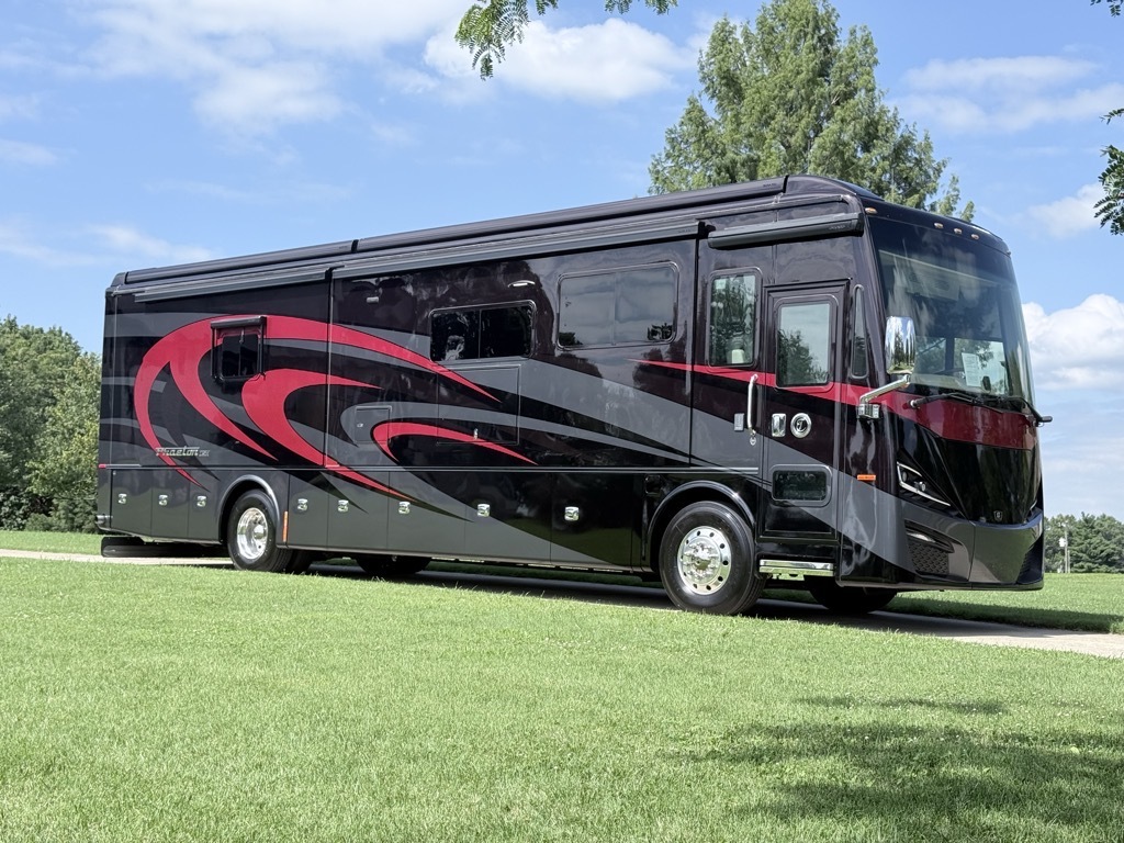 2021 Tiffin Motorhomes PHAETON 40 IH in harrodsburg KY